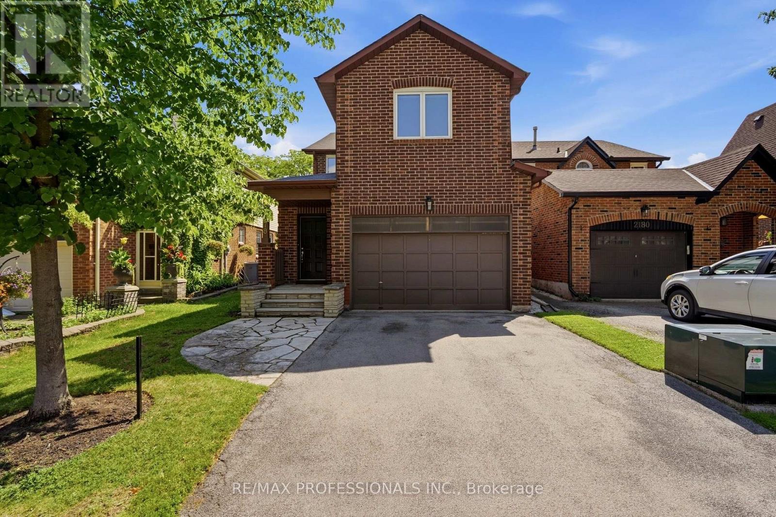 2178 MADDEN BOULEVARD, Oakville (RO River Oaks)