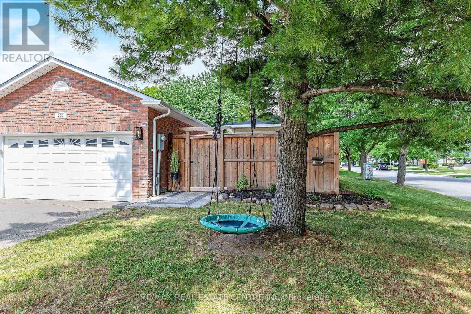 889 Anderson Avenue, Milton, Ontario  L9T 4Y5 - Photo 3 - W13541658