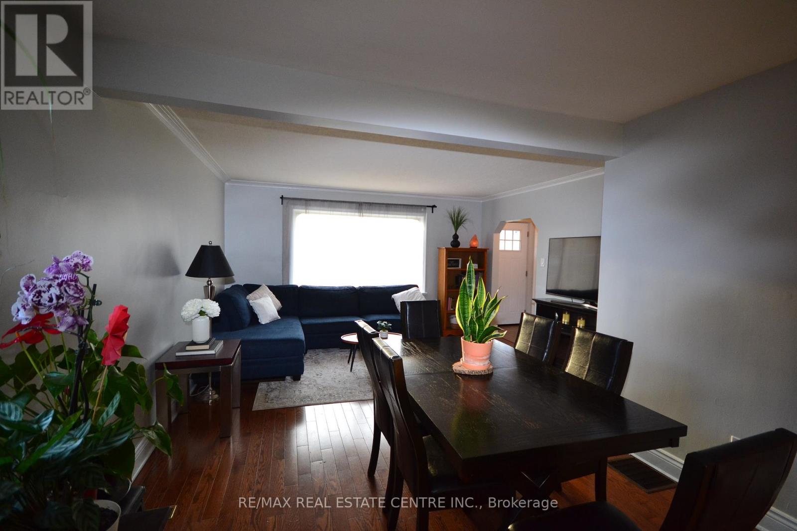75 Cynthia Road, Toronto, Ontario  M6N 2P8 - Photo 14 - W13541666