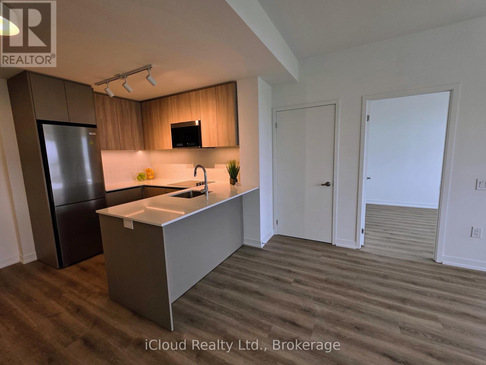 801 - 2485 Eglinton Avenue W, Mississauga, Ontario  L5M 2T1 - Photo 9 - W13541700