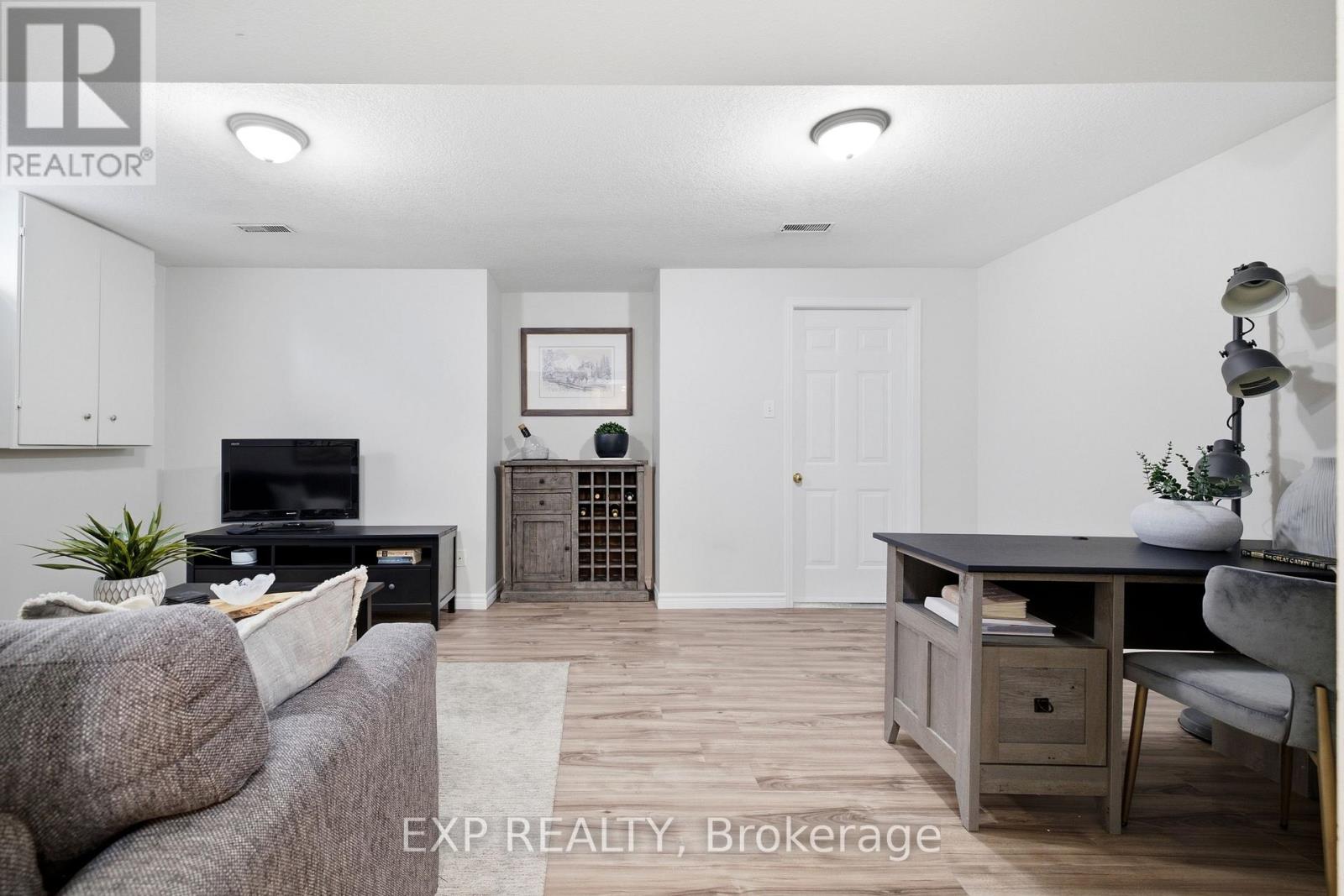 704 Jacob Lane, Waterloo, Ontario  N2V 2A7 - Photo 22 - X13541622
