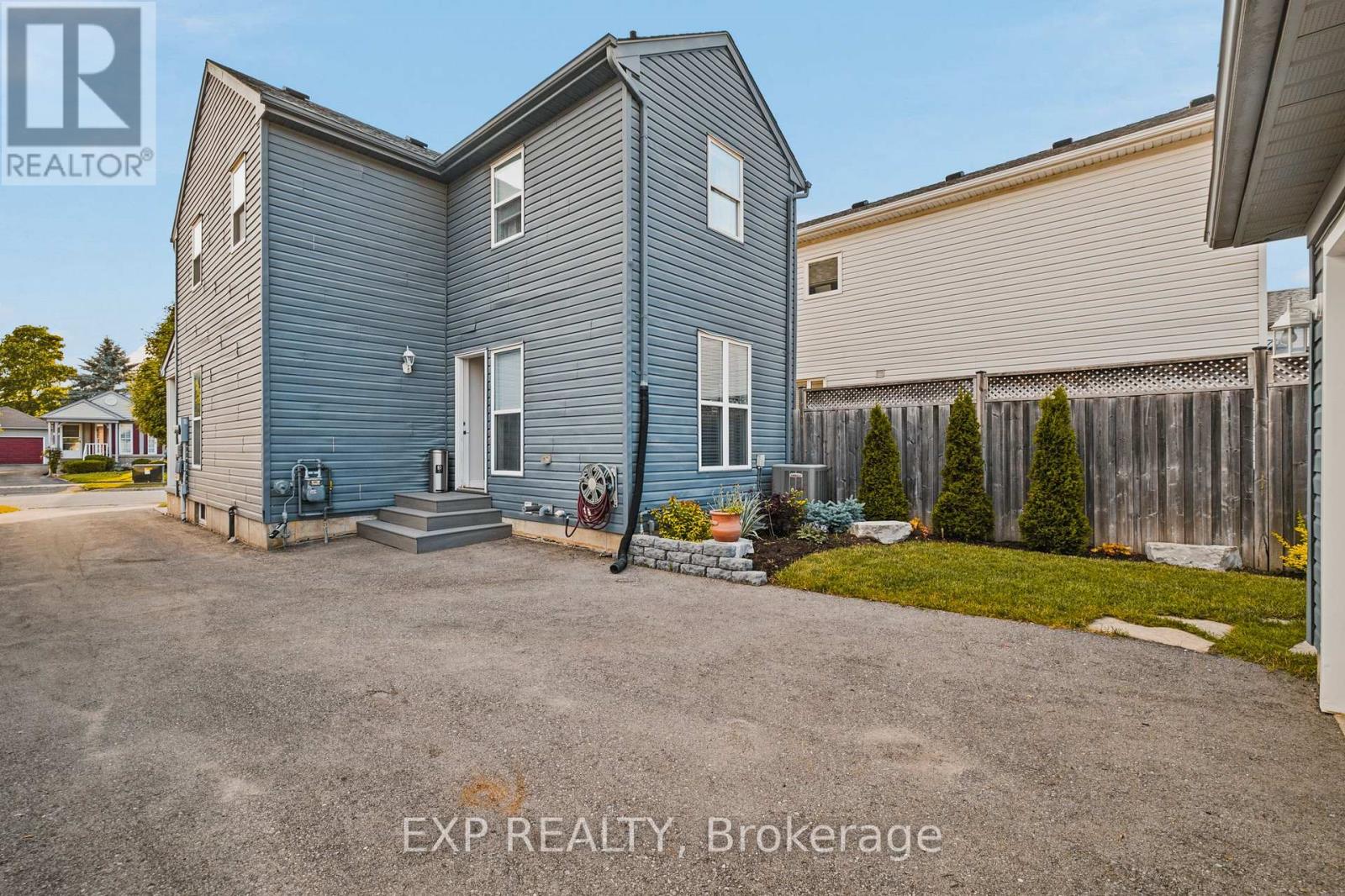 704 Jacob Lane, Waterloo, Ontario  N2V 2A7 - Photo 28 - X13541622