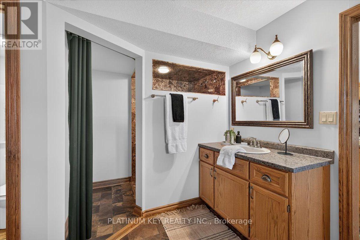 282 Beattie Street, Strathroy-Caradoc, Ontario  N7G 2X4 - Photo 19 - X13541786