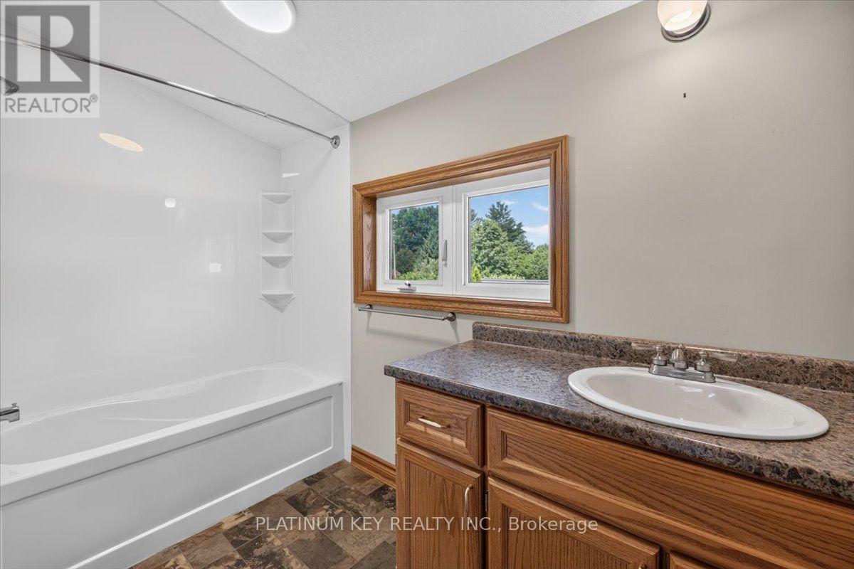 282 Beattie Street, Strathroy-Caradoc, Ontario  N7G 2X4 - Photo 29 - X13541786