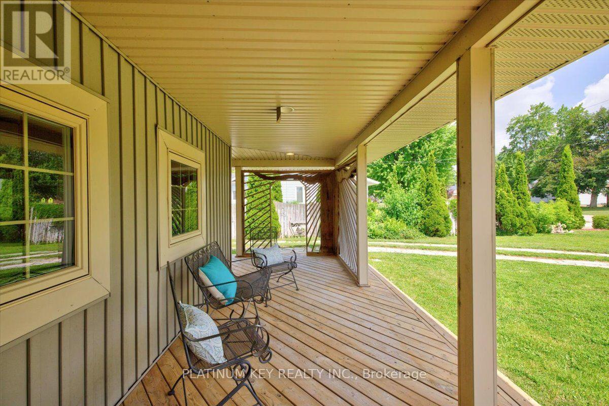 282 Beattie Street, Strathroy-Caradoc, Ontario  N7G 2X4 - Photo 4 - X13541786