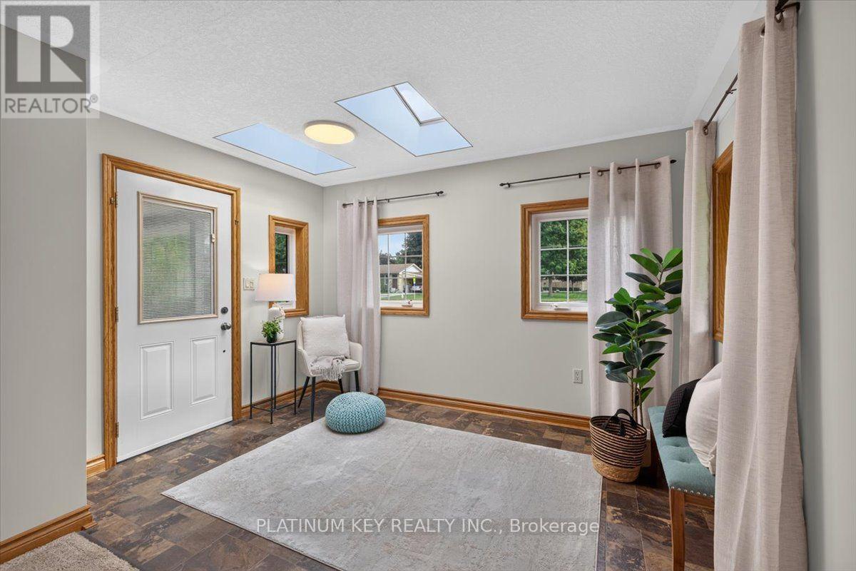 282 Beattie Street, Strathroy-Caradoc, Ontario  N7G 2X4 - Photo 6 - X13541786