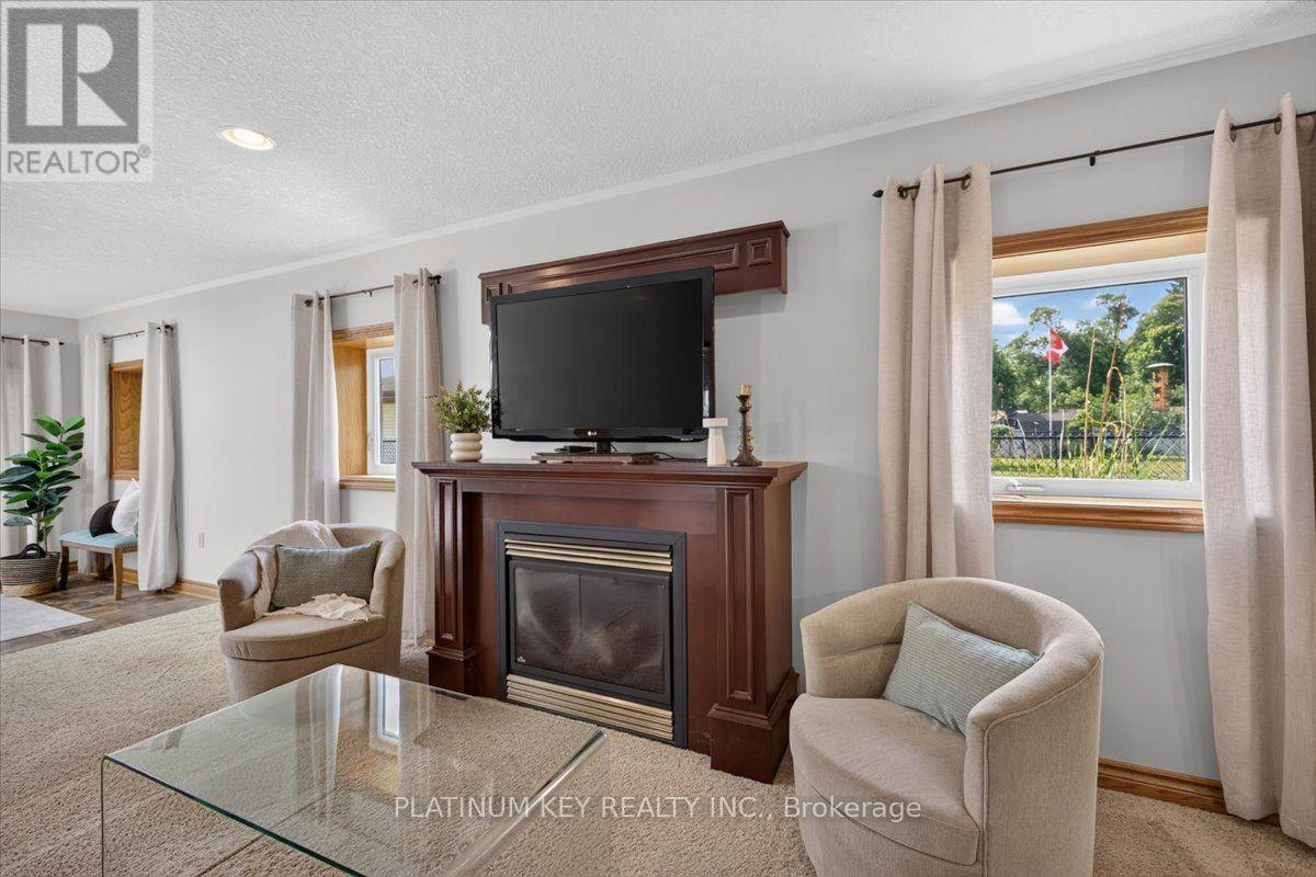 282 Beattie Street, Strathroy-Caradoc, Ontario  N7G 2X4 - Photo 8 - X13541786