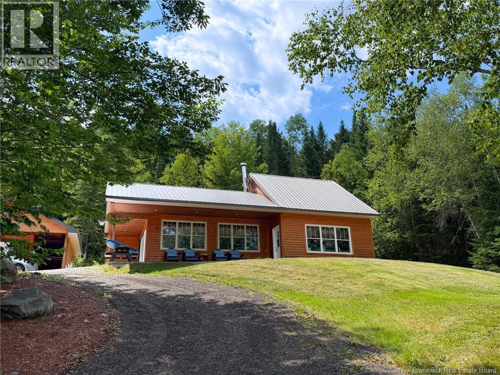 22 Comeau Lane, New Market