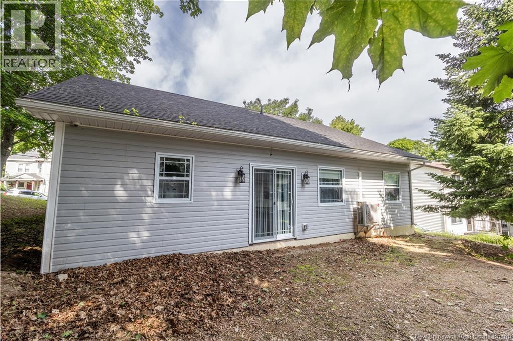 76 Pleasant Avenue, Sussex, New Brunswick  E4E 1X7 - Photo 23 - NB143449