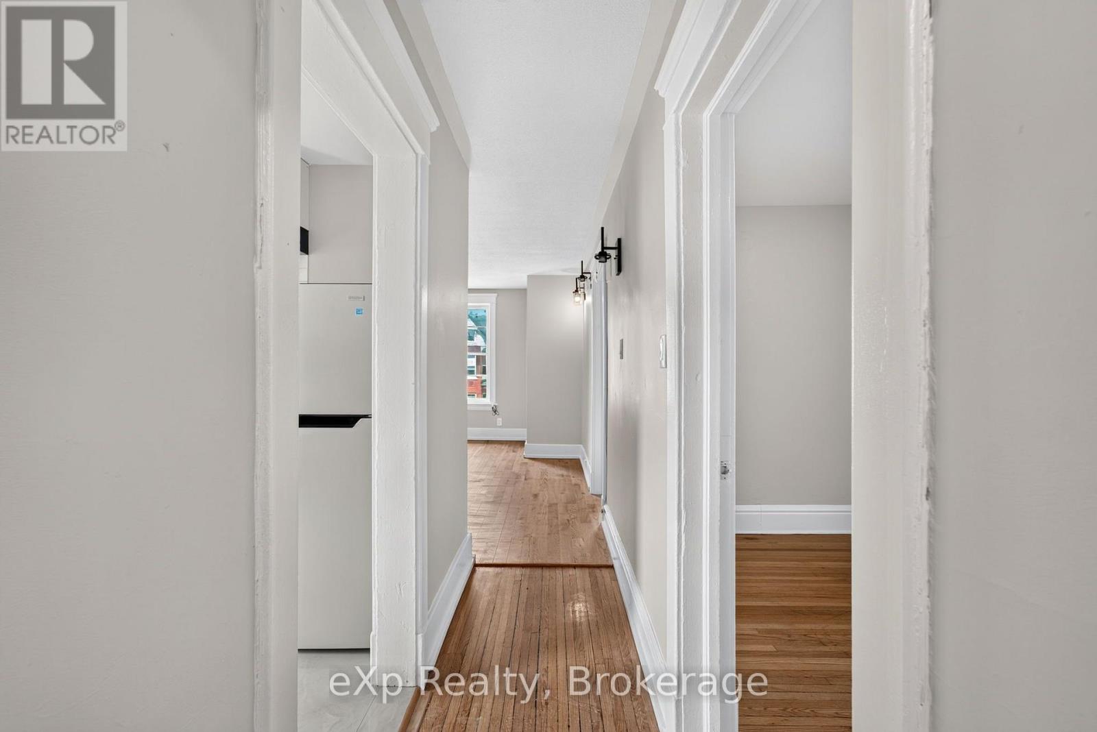 31 Waterloo Street S, Stratford, Ontario  N5A 4A5 - Photo 9 - X13541738