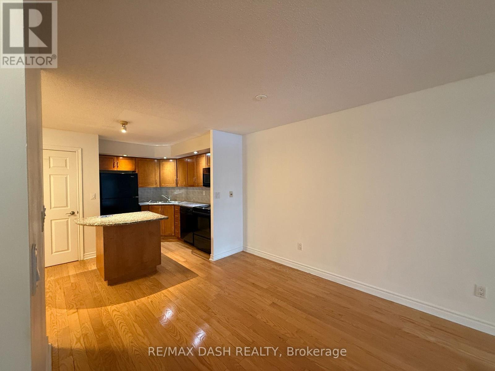 802 - 270 Wellington Street W, Toronto, Ontario  M5V 3P5 - Photo 14 - C13541726