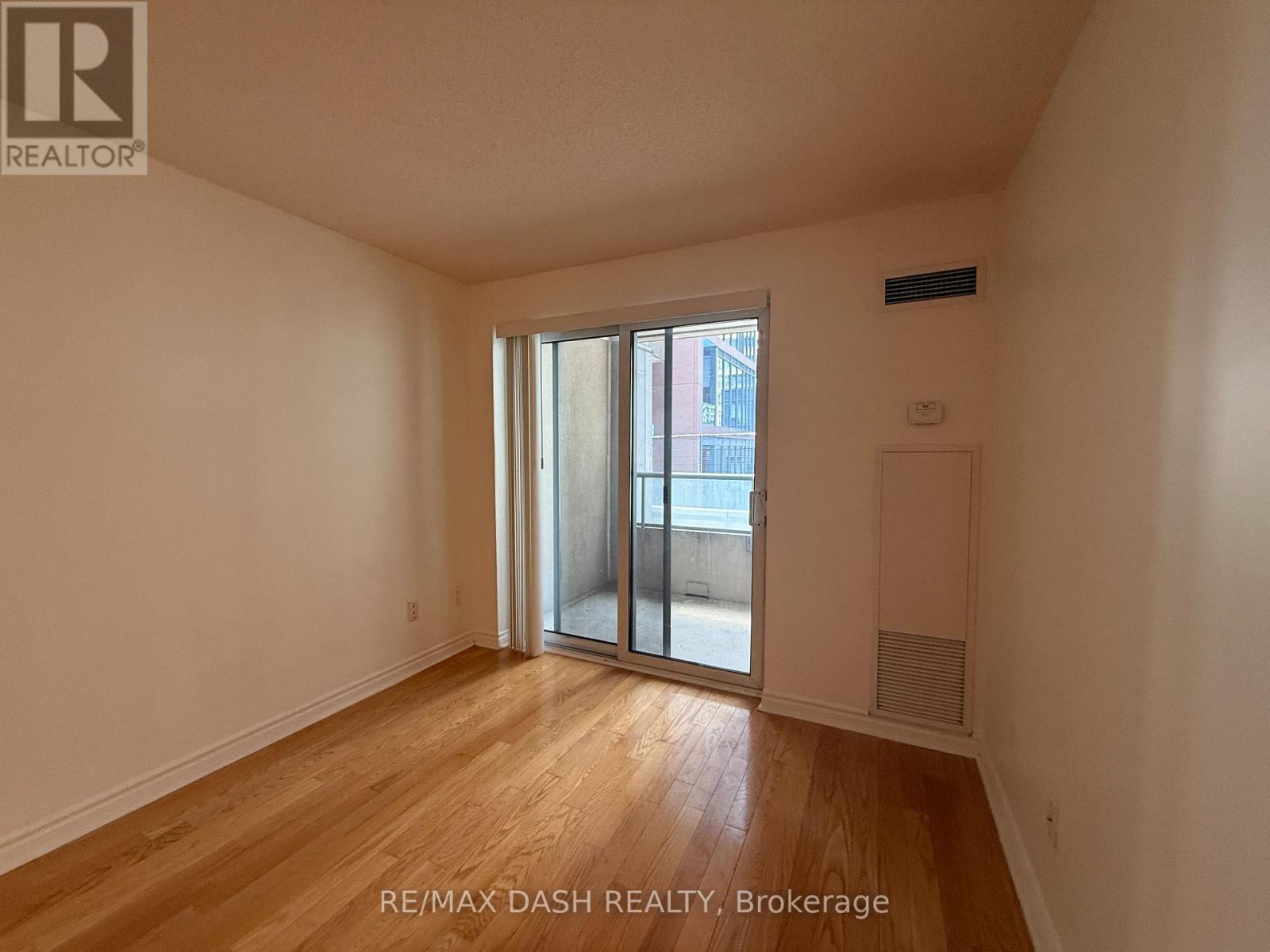 802 - 270 Wellington Street W, Toronto, Ontario  M5V 3P5 - Photo 21 - C13541726