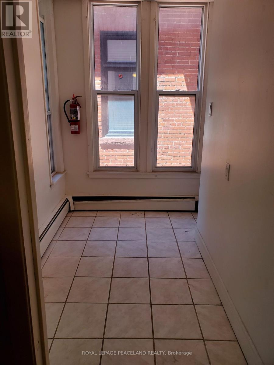 2nd Flr - 63 Madison Avenue, Toronto, Ontario  M5R 2S3 - Photo 12 - C13541750