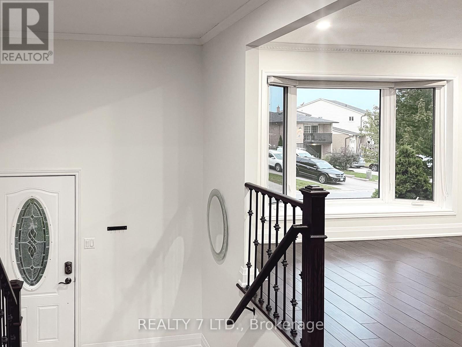 Main - 551 Hayward Crescent, Milton, Ontario  L9T 4P2 - Photo 13 - W13541712