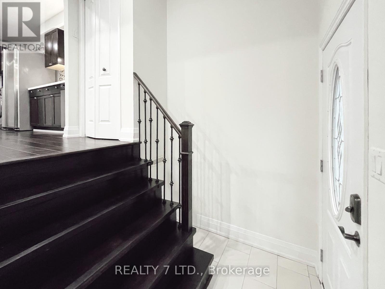 Main - 551 Hayward Crescent, Milton, Ontario  L9T 4P2 - Photo 9 - W13541712