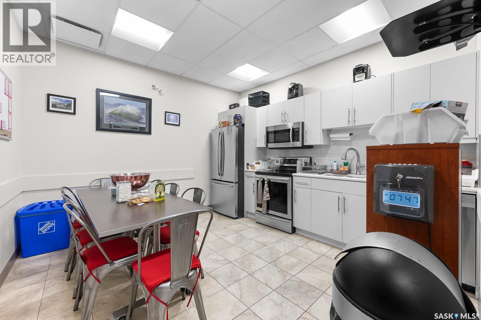 5 1330 Osler Street, Regina, Saskatchewan  S4R 1W7 - Photo 6 - SK042027
