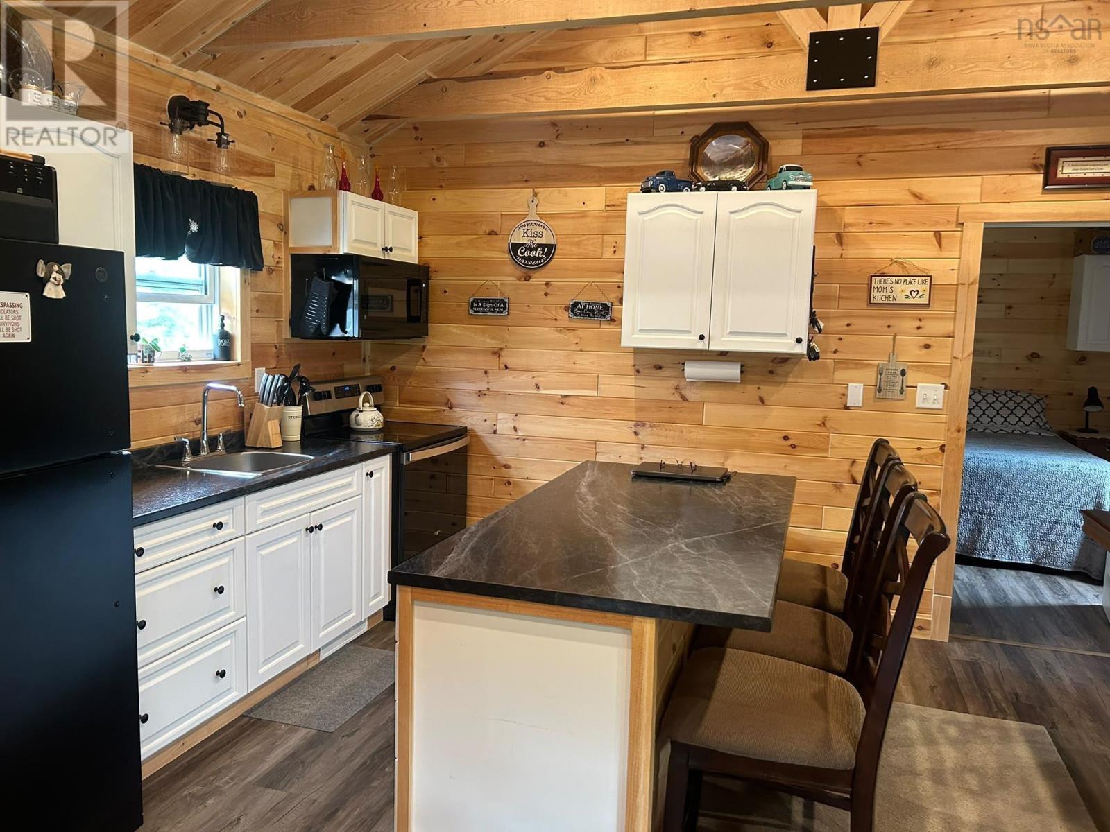 24 Limerock Rd, Millbrook, Nova Scotia  B0K 1P0 - Photo 12 - 202616197