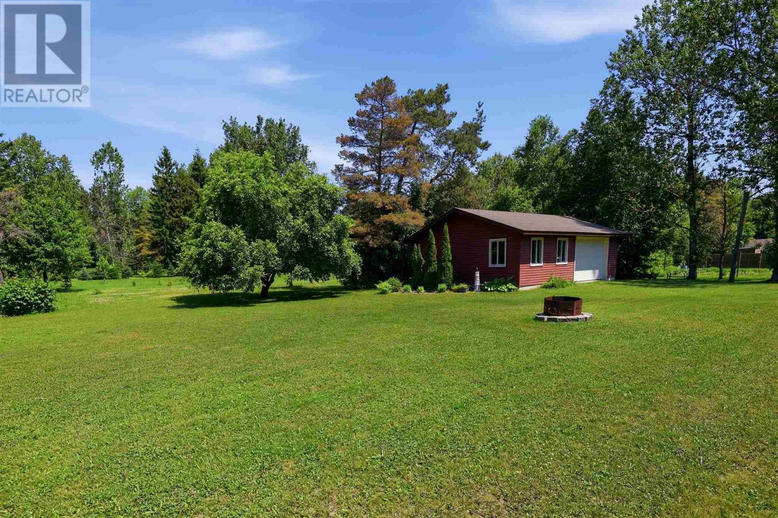 98 Ellis Rd, Sault Ste Marie, Ontario  P6C 1P1 - Photo 5 - SM261763