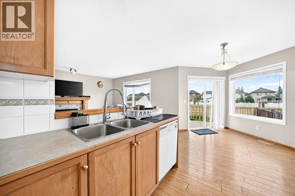 145 Martinvalley Crescent NE, Calgary, Alberta  T3J 4L7 - Photo 7 - A2324295