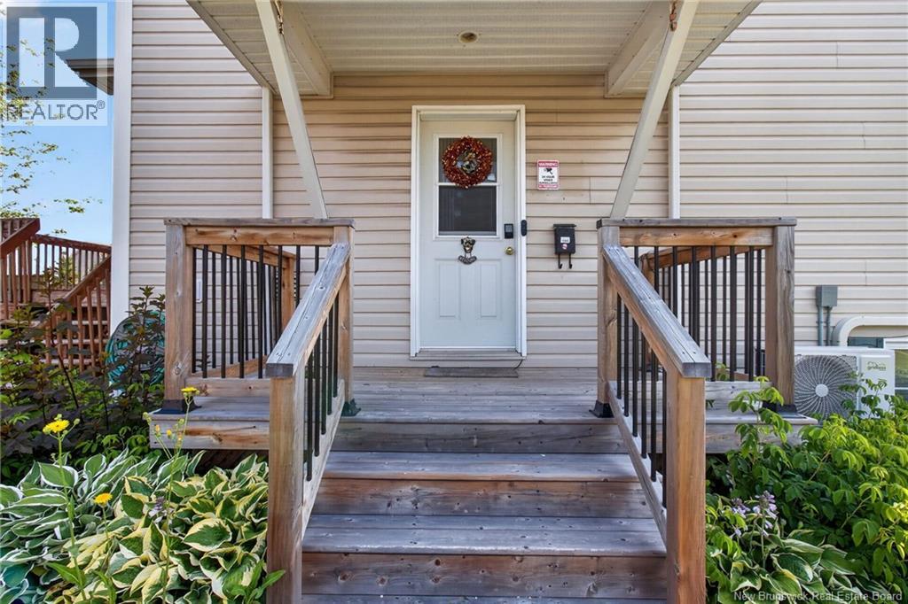 205 Lonsdale Drive, Moncton, New Brunswick  E1G 5G4 - Photo 4 - NB143676