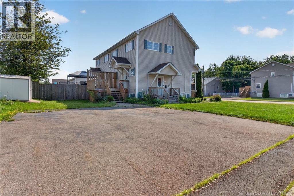 205 Lonsdale Drive, Moncton, New Brunswick  E1G 5G4 - Photo 45 - NB143676
