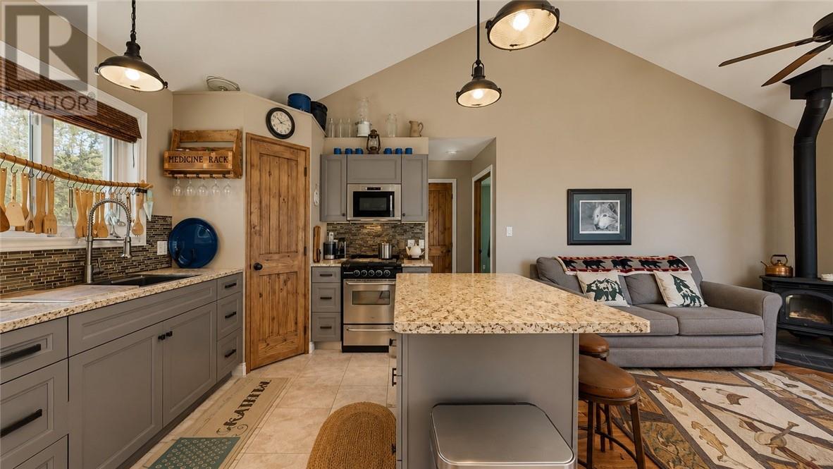 982 Lakeshore, Tehkummah, Ontario  P0P 2C0 - Photo 28 - 2129084