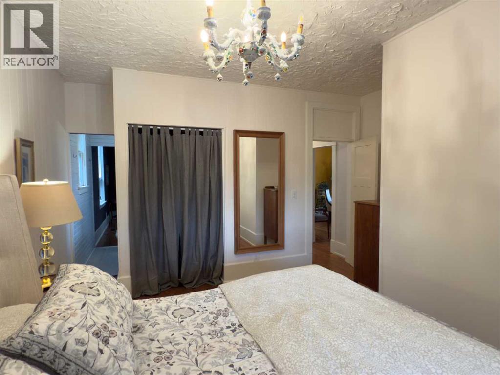 1126 19 Avenue NW, Calgary, Alberta  T2M 1A1 - Photo 25 - A2325751