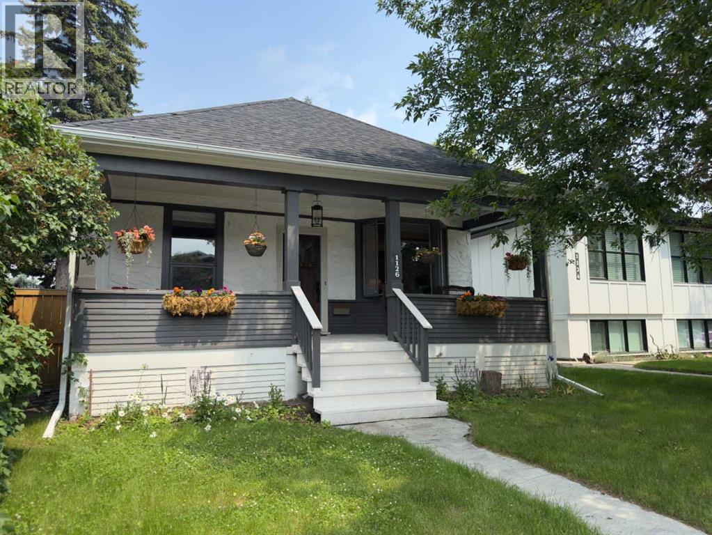 1126 19 Avenue NW, Calgary, Alberta  T2M 1A1 - Photo 1 - A2325751