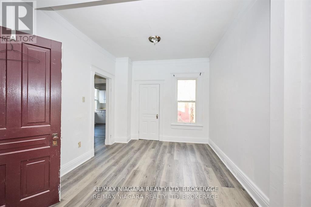 105a Welland Avenue, St. Catharines, Ontario  L2R 2H4 - Photo 14 - X13541874