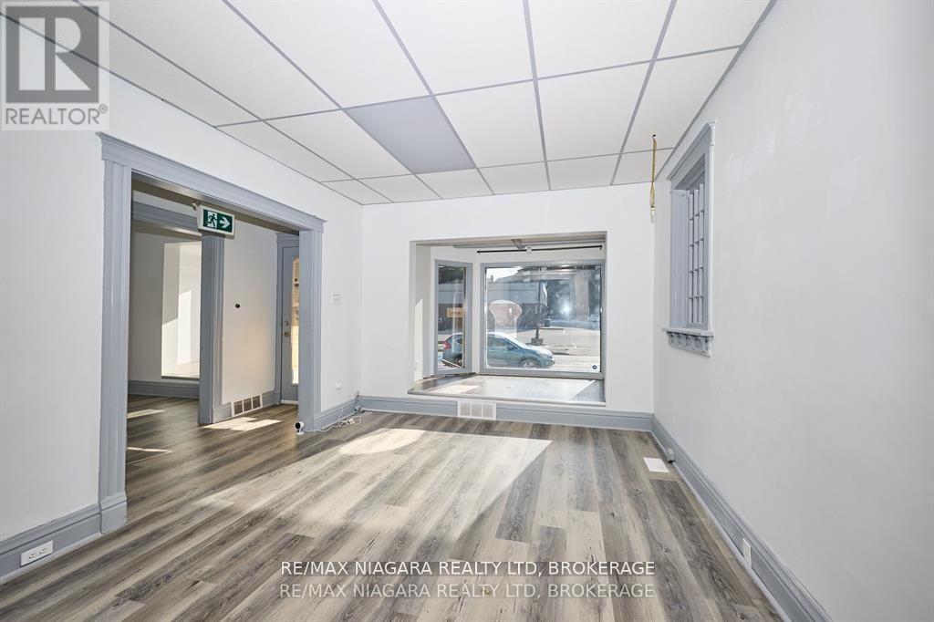 105a Welland Avenue, St. Catharines, Ontario  L2R 2H4 - Photo 7 - X13541874