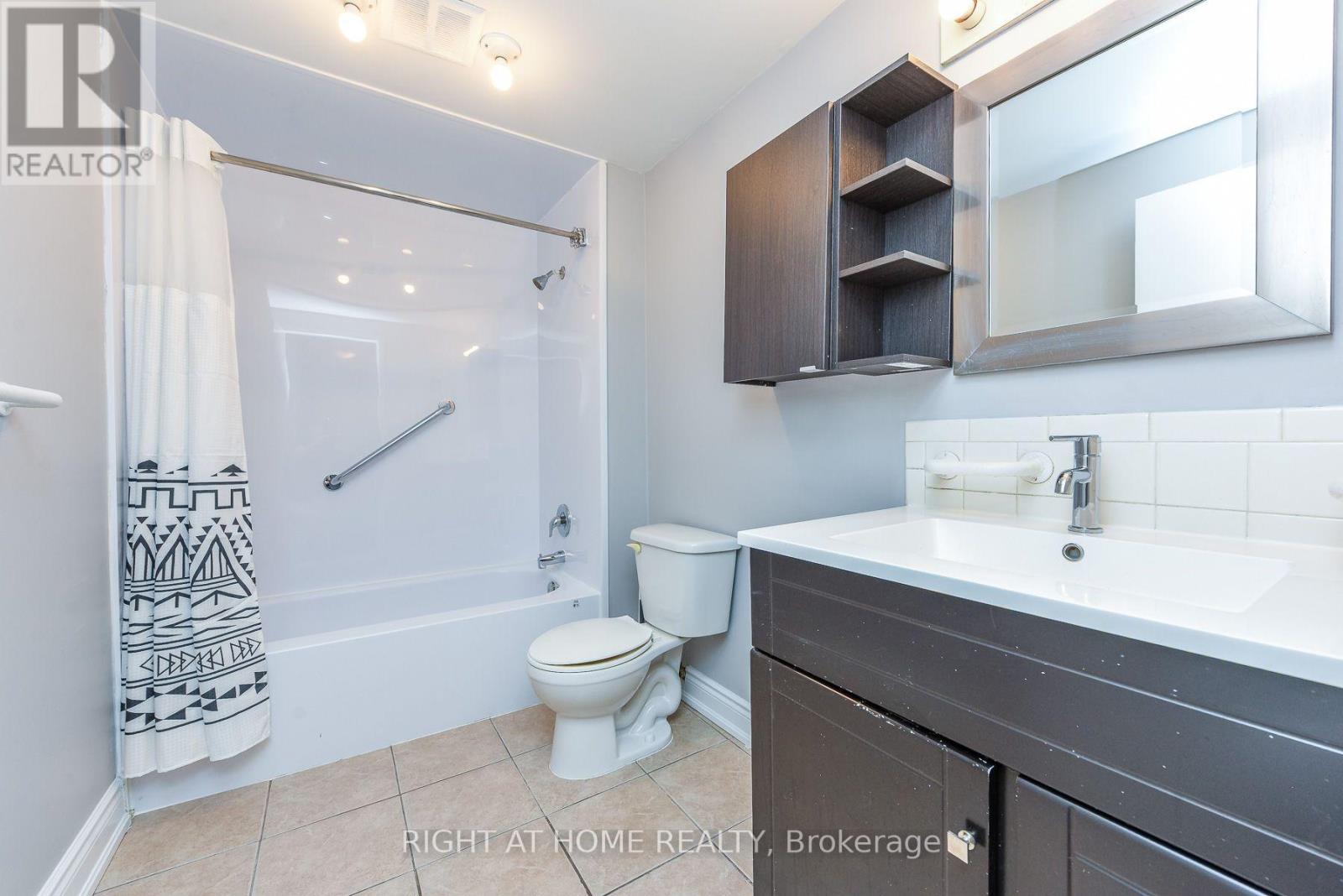 85 - 6797 Formentera Avenue, Mississauga, Ontario  L5N 2L6 - Photo 23 - W13540782