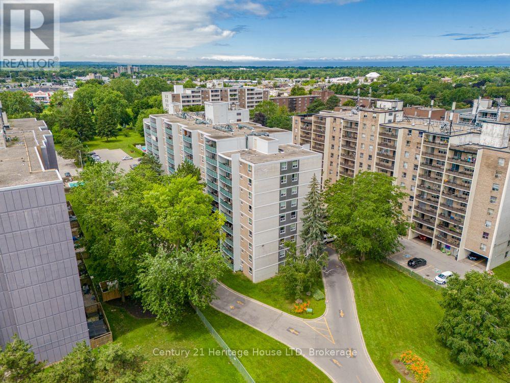 303 - 359 Geneva Street, St. Catharines, Ontario  L2N 2G5 - Photo 3 - X13520380