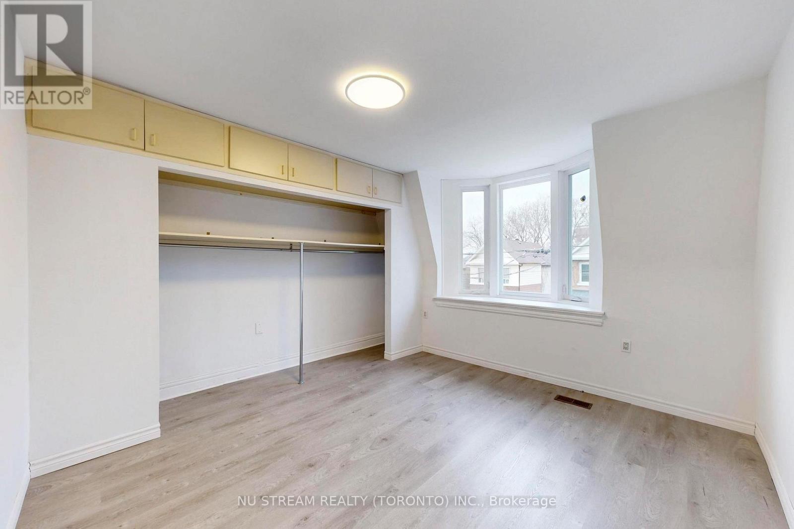 Upper Unit - 393 Jones Avenue, Toronto, Ontario  M4J 3G5 - Photo 12 - E13541908