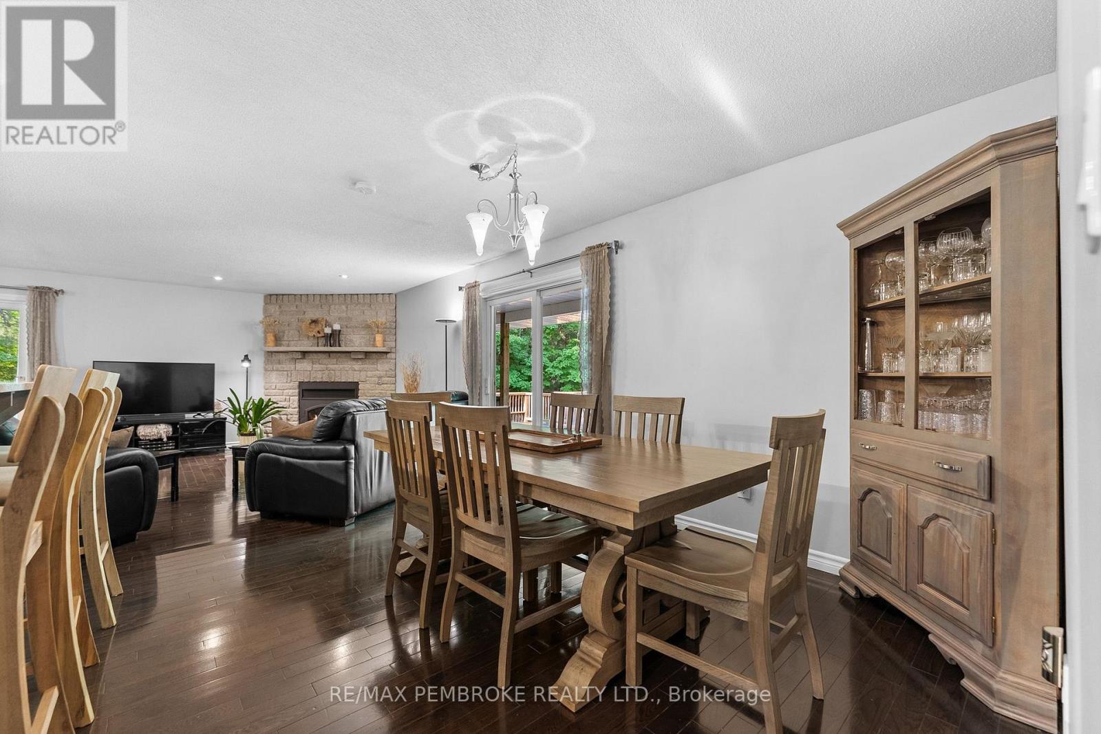38 Rahns Road, Laurentian Valley, Ontario  K8A 6W8 - Photo 13 - X13541896