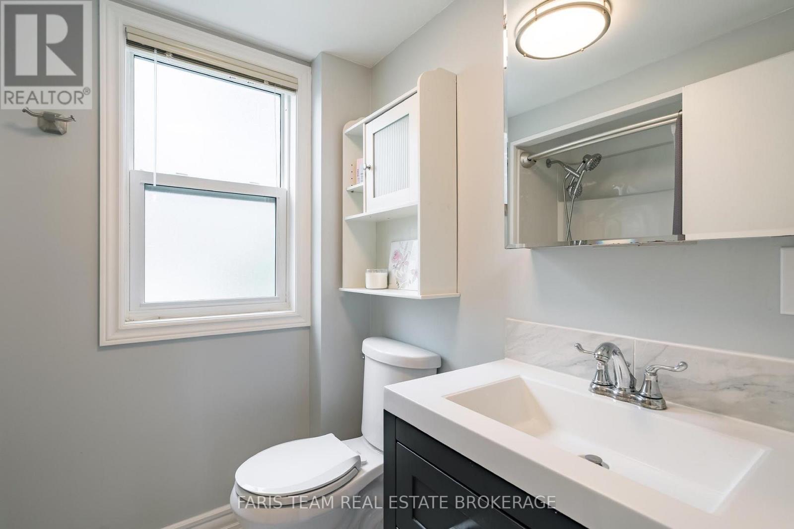 1067 Park Place, Innisfil, Ontario  L0L 1K0 - Photo 19 - N13541920