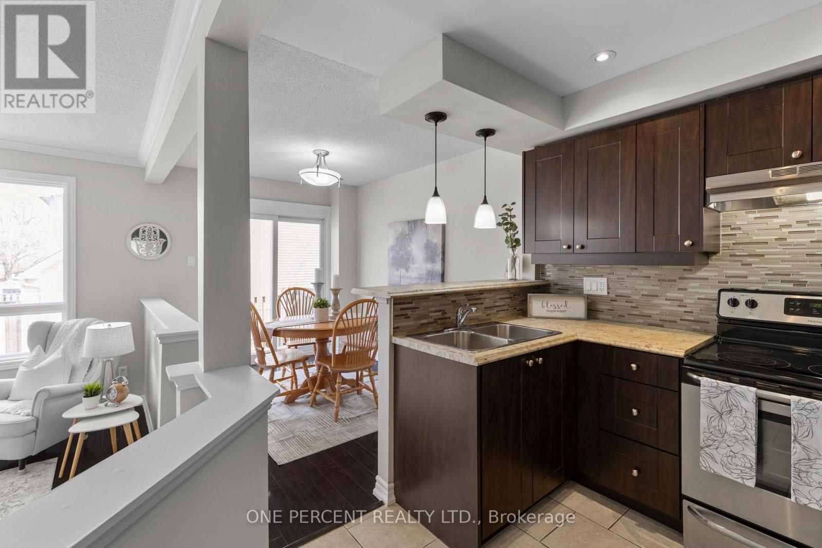 #37 - 12 Lankin Boulevard, Orillia, Ontario L3V 6T2 - Photo 15 - S13541876