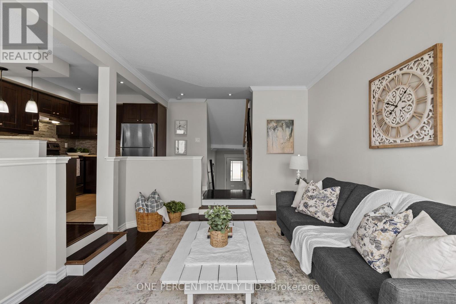 #37 - 12 Lankin Boulevard, Orillia, Ontario L3V 6T2 - Photo 7 - S13541876