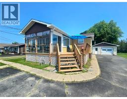 549 Principale, Petit-Rocher, New Brunswick