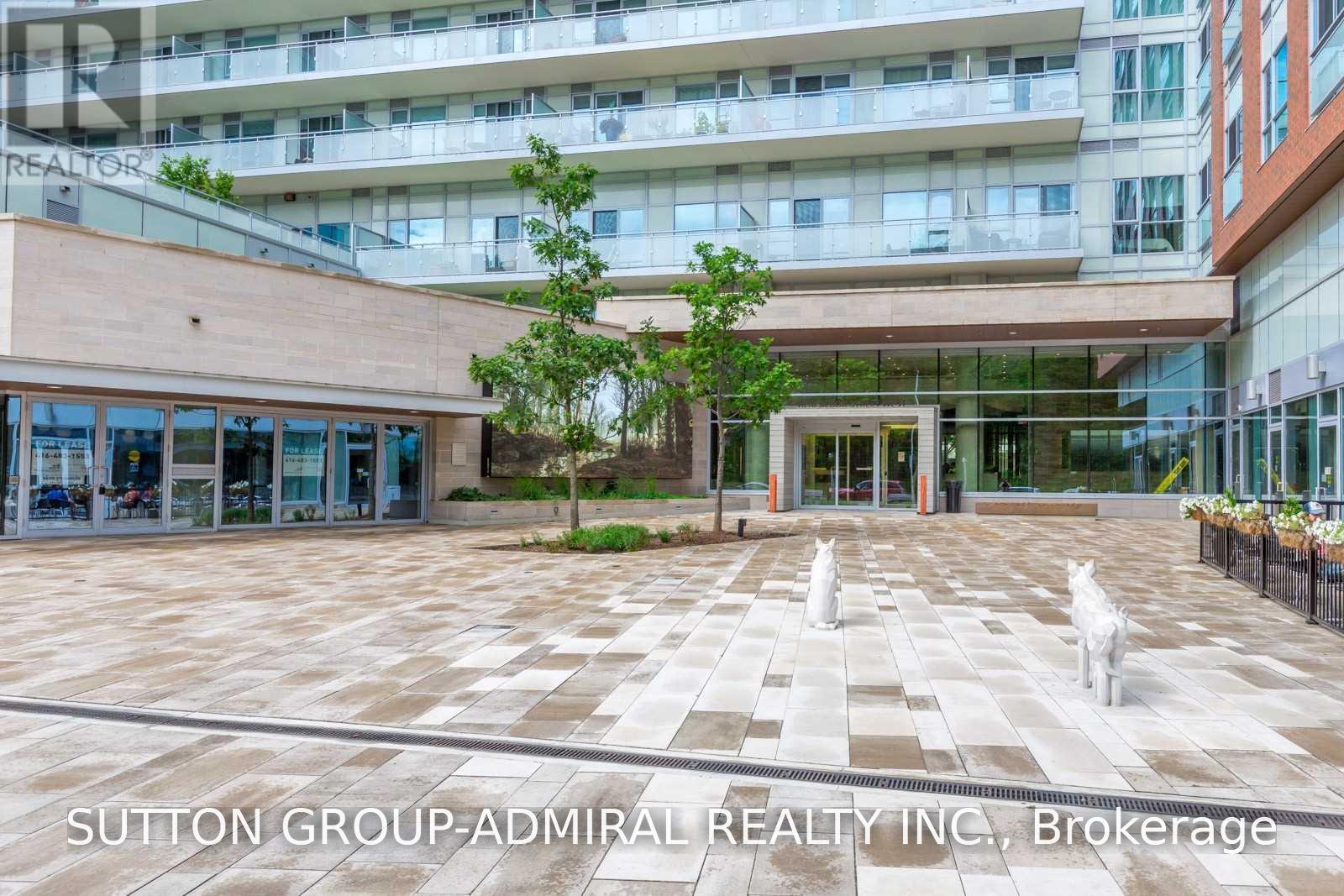 637 - 1830 Bloor Street W, Toronto, Ontario  M6P 3K6 - Photo 2 - W13541846
