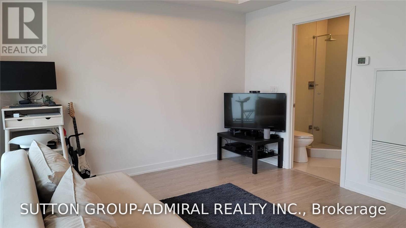 637 - 1830 Bloor Street W, Toronto, Ontario  M6P 3K6 - Photo 5 - W13541846