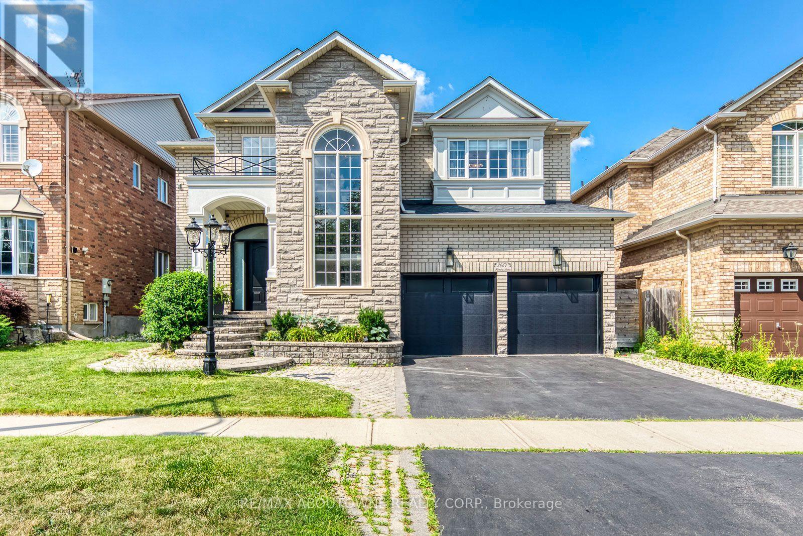 2067 HELMSLEY AVENUE, Oakville (WM Westmount)