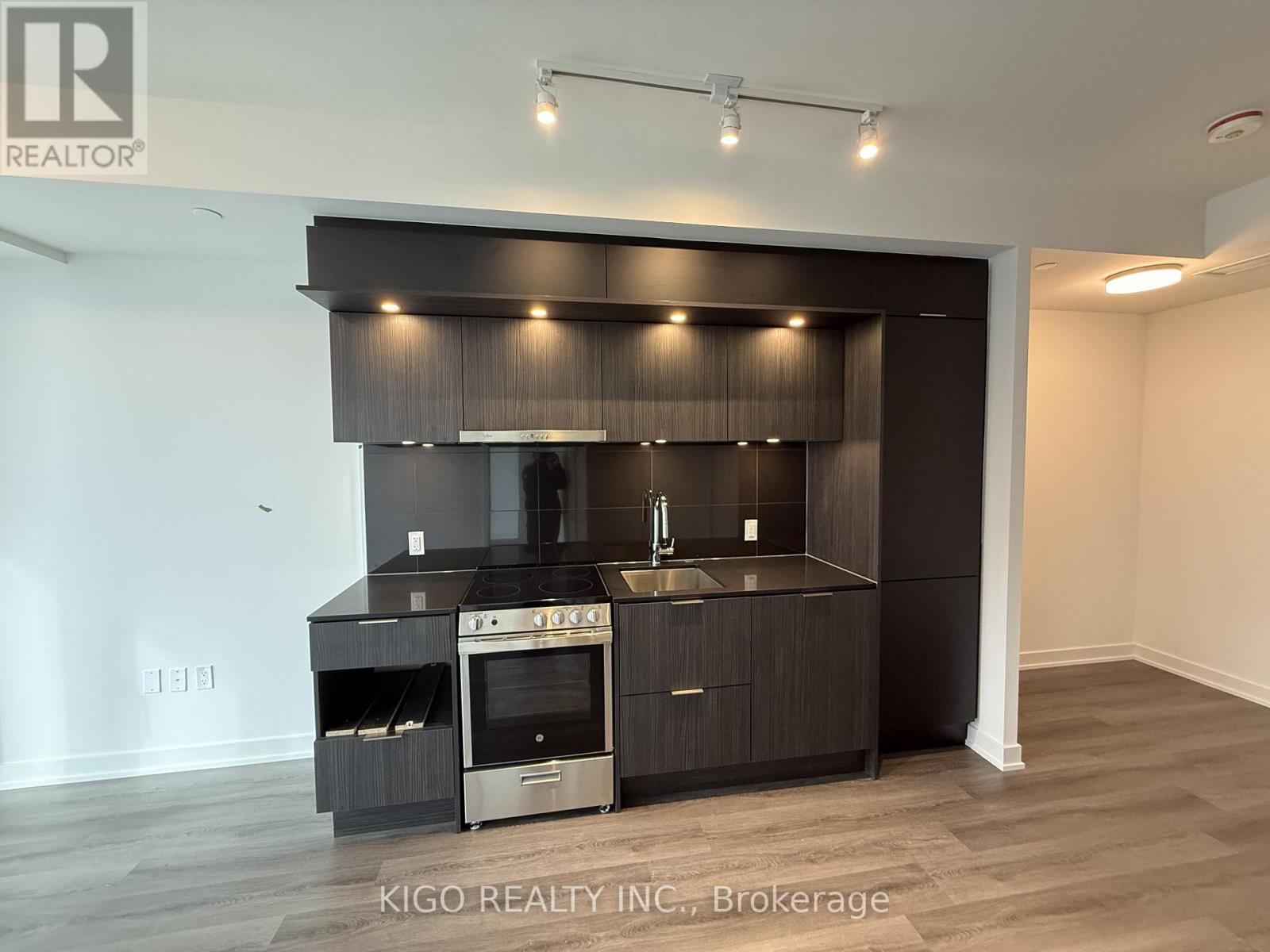 1612 - 448 Burnhamthorpe Road, Mississauga, Ontario  L5B 0R4 - Photo 14 - W13541958