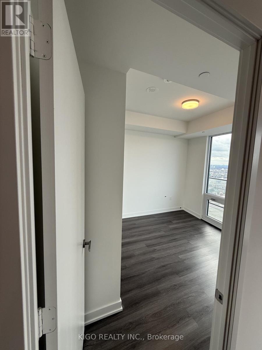 1612 - 448 Burnhamthorpe Road, Mississauga, Ontario  L5B 0R4 - Photo 7 - W13541958