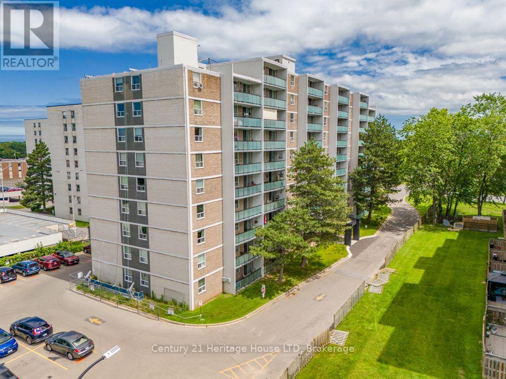 303 - 359 Geneva Street, St. Catharines, Ontario  L2N 2G5 - Photo 2 - X13520380