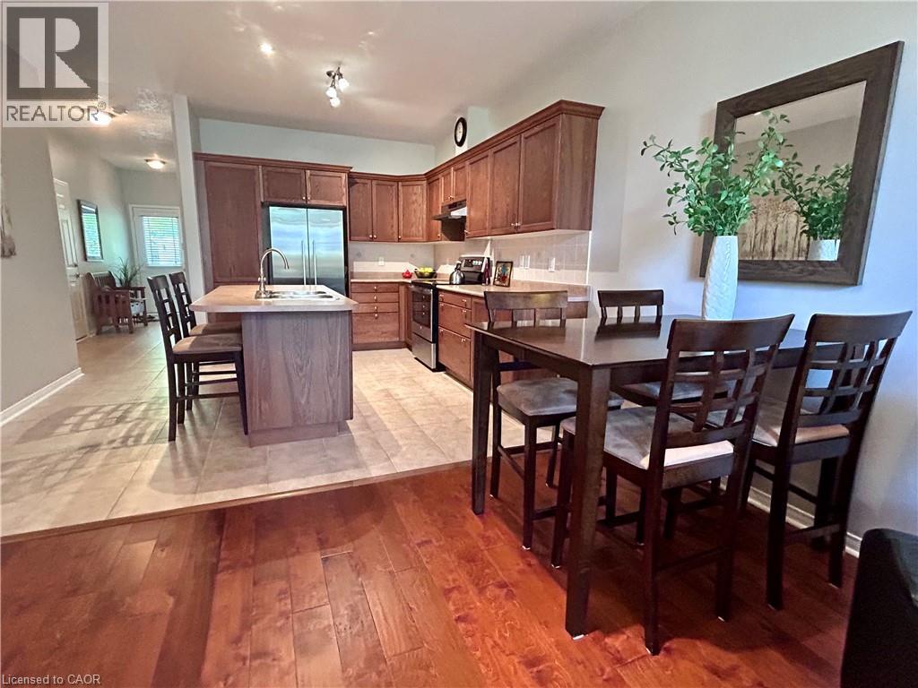 40 Wesleyan Court Unit# 16, Ancaster, Ontario  L9G 5C7 - Photo 6 - 40805866