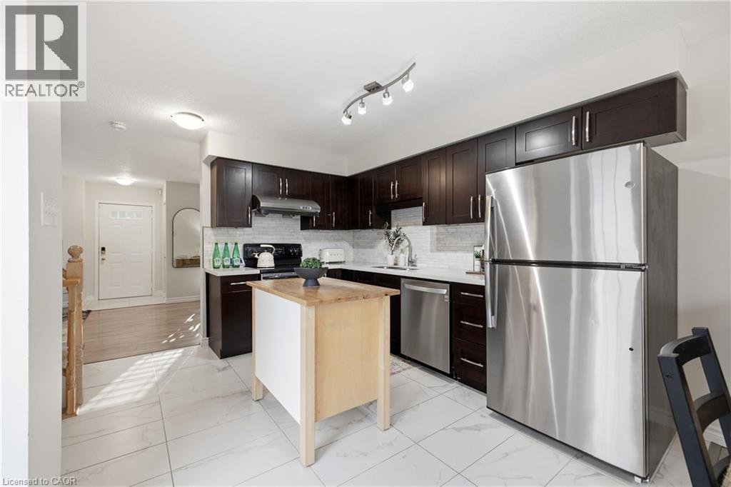704 Jacob Lane, Waterloo, Ontario  N2V 2A7 - Photo 9 - 40846083