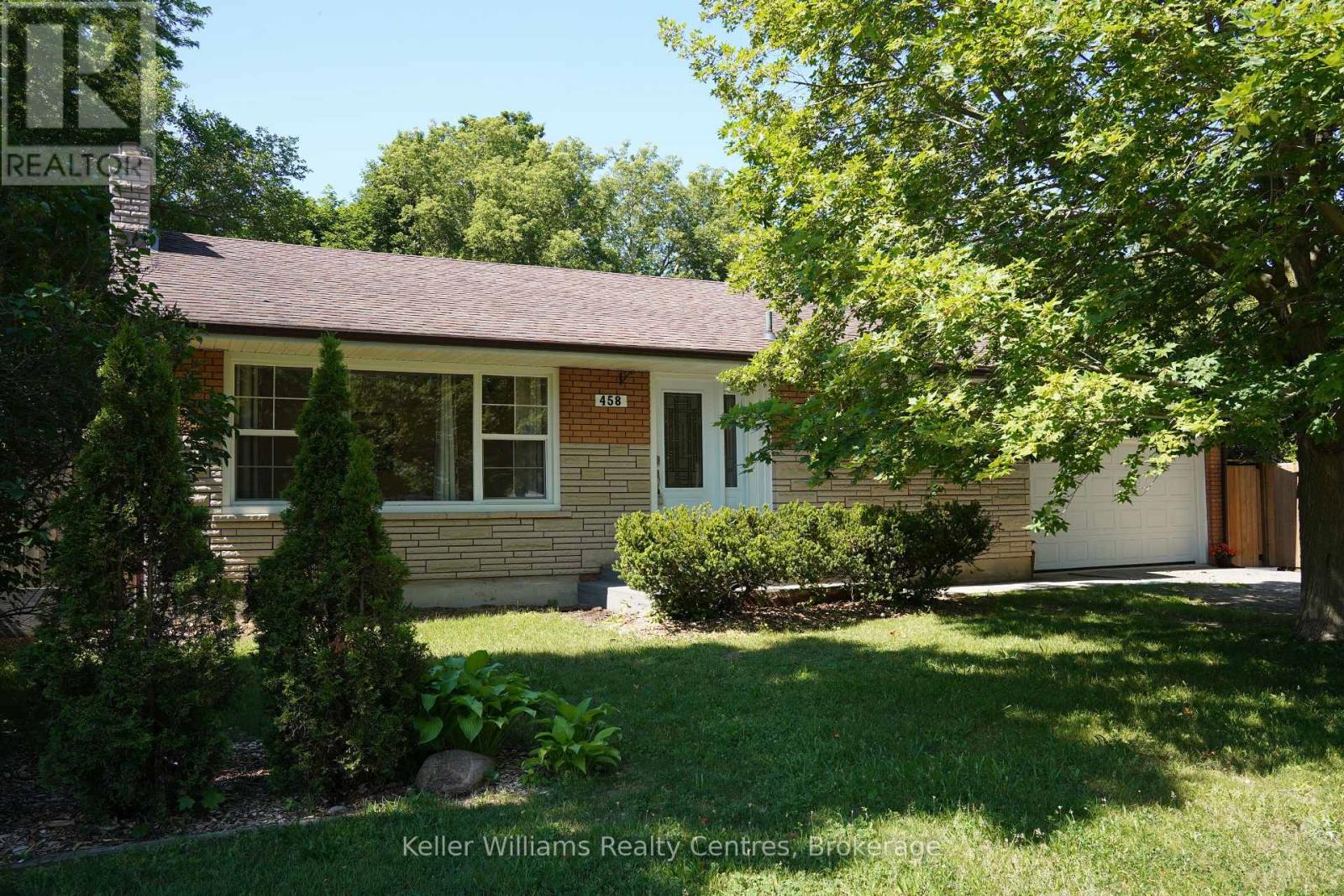 458 MARKET STREET, Saugeen Shores