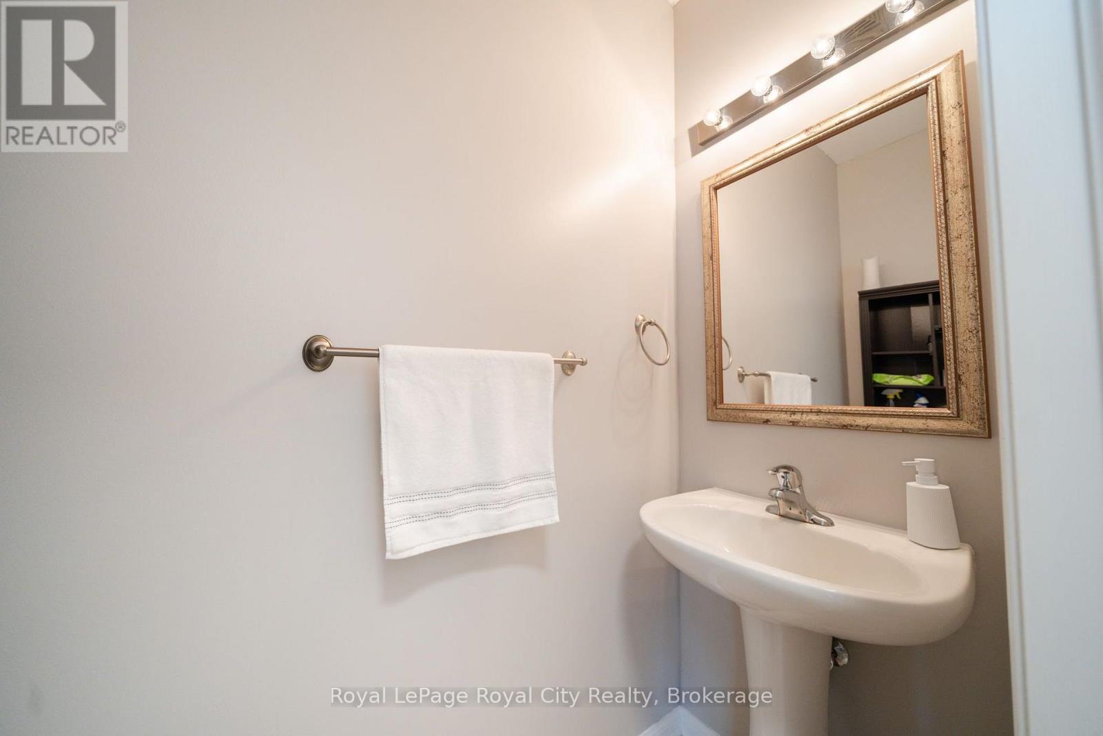 66 Horton Walk, Cambridge, Ontario  N3C 0C7 - Photo 12 - X13541714