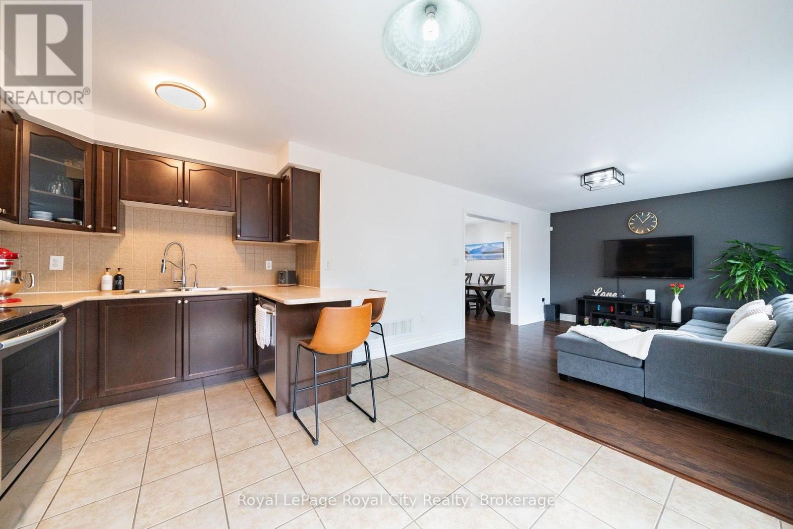 66 Horton Walk, Cambridge, Ontario  N3C 0C7 - Photo 18 - X13541714