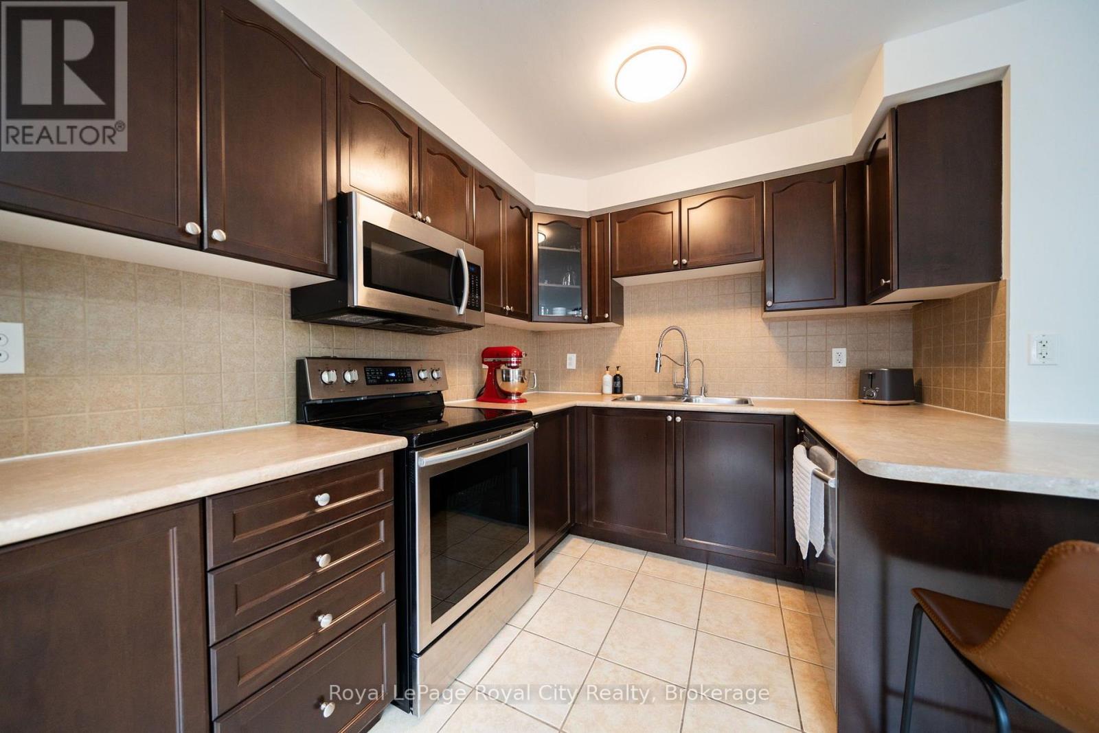 66 Horton Walk, Cambridge, Ontario  N3C 0C7 - Photo 22 - X13541714